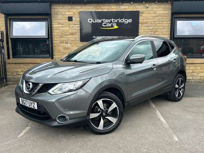 A 2017 NISSAN QASHQAI N-VISION DIG-T A 2017 NISSAN QASHQAI N-VISION DIG-T