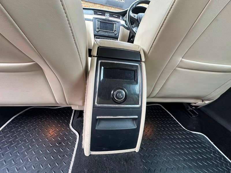 2013 SKODA SUPERB 2013 SKODA SUPERB