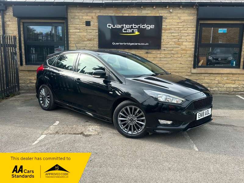 A 2018 FORD FOCUS ST-LINE A 2018 FORD FOCUS ST-LINE