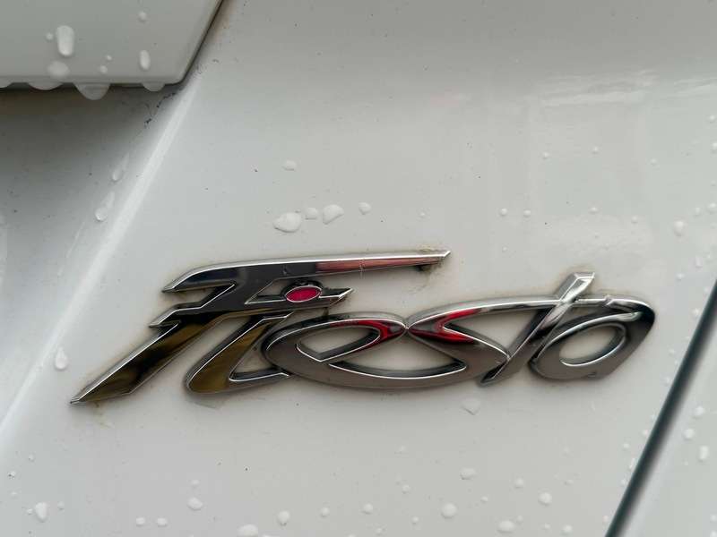 2015 FORD FIESTA 2015 FORD FIESTA