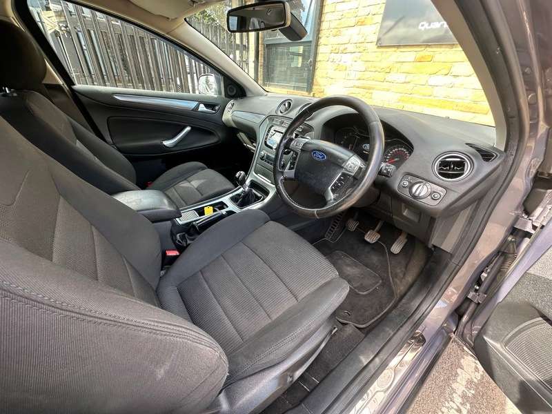 2011 FORD MONDEO 2011 FORD MONDEO