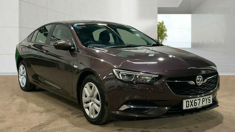A 2017 VAUXHALL INSIGNIA GRAND SPORT DESIGN ECOTEC A 2017 VAUXHALL INSIGNIA GRAND SPORT DESIGN ECOTEC