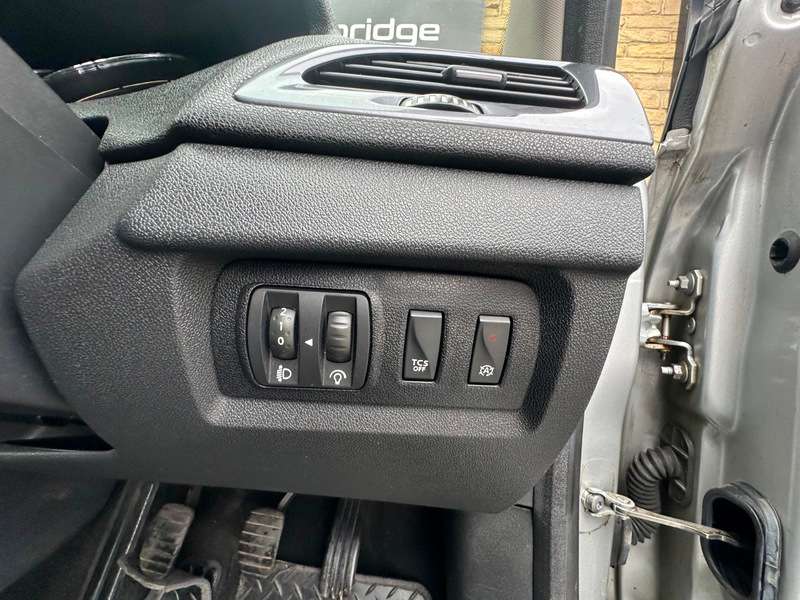 2015 RENAULT MEGANE 2015 RENAULT MEGANE
