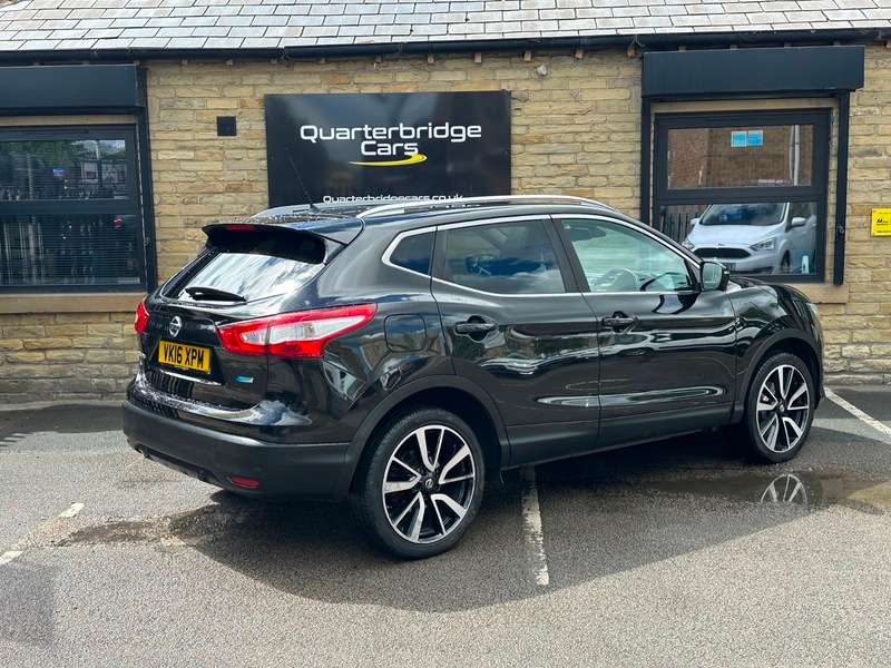 A 2016 NISSAN QASHQAI DCI TEKNA A 2016 NISSAN QASHQAI DCI TEKNA
