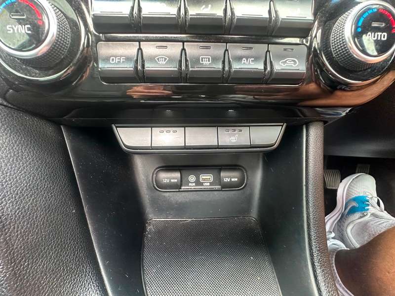 2017 KIA SPORTAGE 2017 KIA SPORTAGE