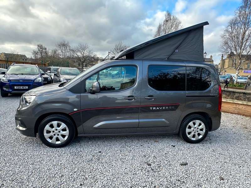 A 2020 VAUXHALL COMBO ENERGY CDTI S/S MICRO CAMPER A 2020 VAUXHALL COMBO ENERGY CDTI S/S MICRO CAMPER