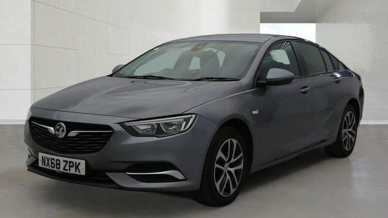 A 2018 VAUXHALL INSIGNIA GRAND SPORT DESIGN NAV A 2018 VAUXHALL INSIGNIA GRAND SPORT DESIGN NAV