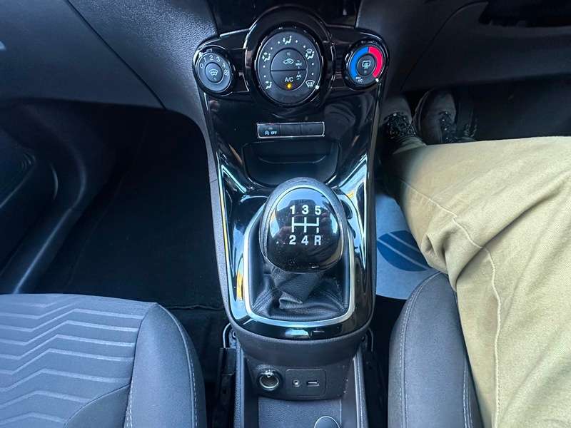 2015 FORD FIESTA 2015 FORD FIESTA