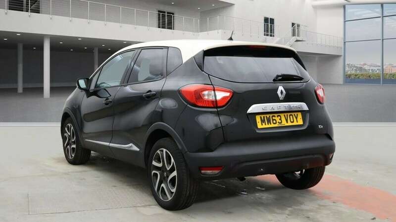 A 2014 RENAULT CAPTUR DYNAMIQUE S MEDIANAV ENERGY TCE S/S A 2014 RENAULT CAPTUR DYNAMIQUE S MEDIANAV ENERGY TCE S/S
