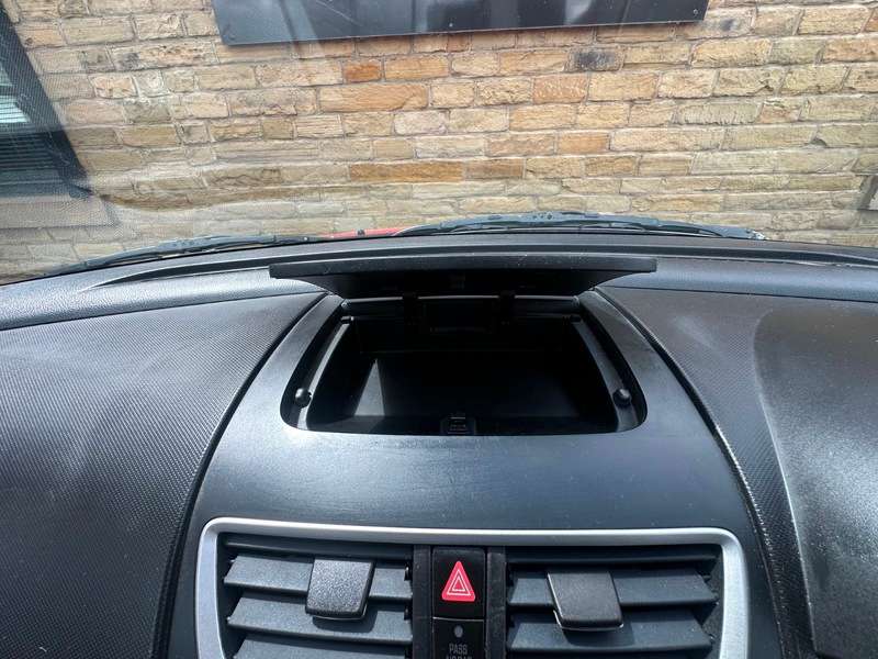 2014 SUZUKI SWIFT 2014 SUZUKI SWIFT