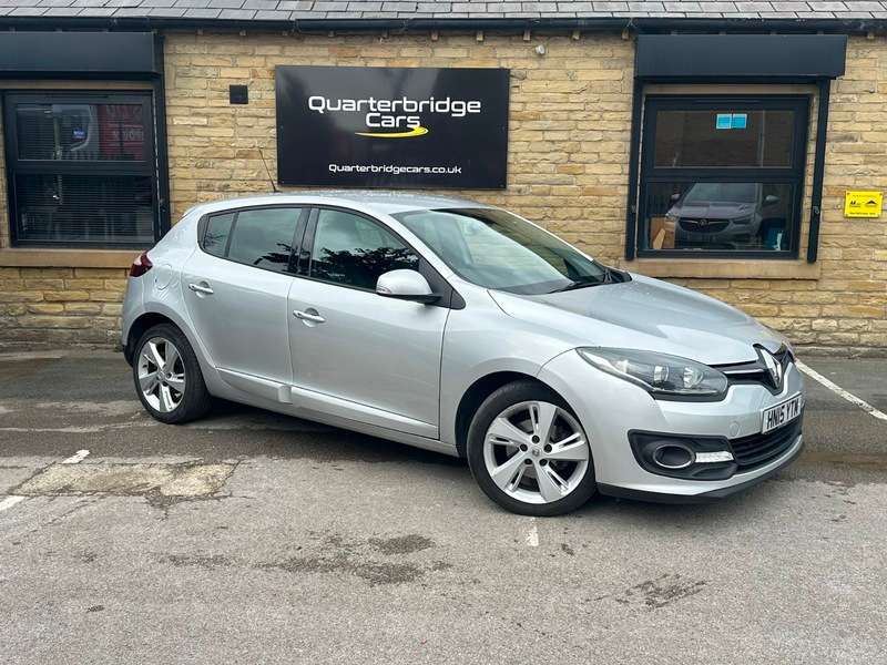 A 2015 RENAULT MEGANE DYNAMIQUE TOMTOM ENERGY DCI S/S A 2015 RENAULT MEGANE DYNAMIQUE TOMTOM ENERGY DCI S/S