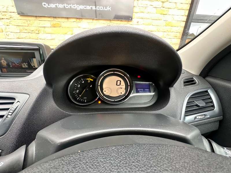 2015 RENAULT MEGANE 2015 RENAULT MEGANE