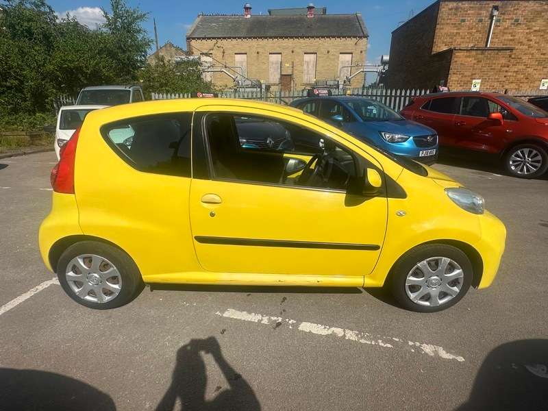 A 2009 PEUGEOT 107 URBAN A 2009 PEUGEOT 107 URBAN