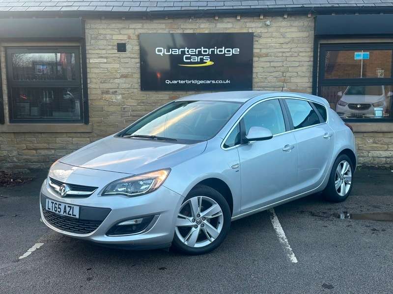 A 2015 VAUXHALL ASTRA SRI A 2015 VAUXHALL ASTRA SRI