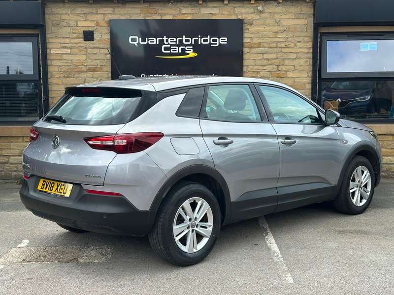 A 2018 VAUXHALL GRANDLAND X SE S/S A 2018 VAUXHALL GRANDLAND X SE S/S