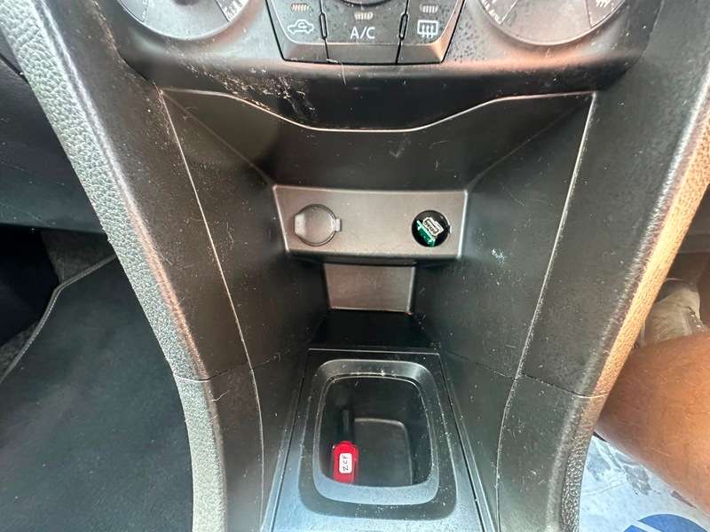 2014 SUZUKI SWIFT 2014 SUZUKI SWIFT