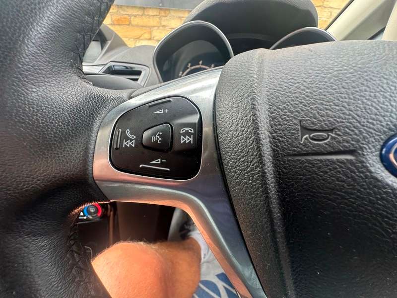 2016 FORD FIESTA 2016 FORD FIESTA