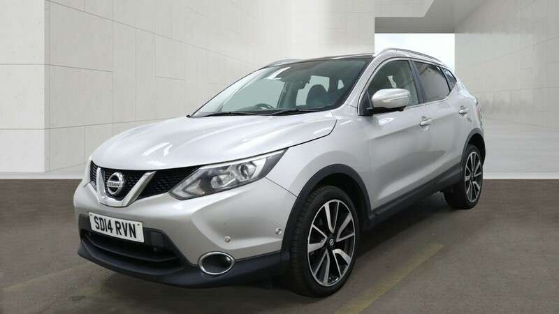 A 2014 NISSAN QASHQAI DCI TEKNA A 2014 NISSAN QASHQAI DCI TEKNA