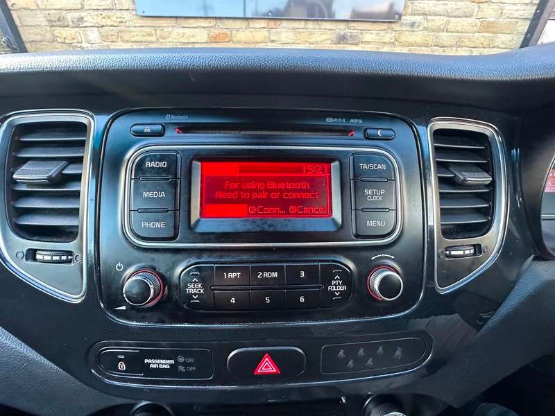 2014 KIA CARENS 2014 KIA CARENS