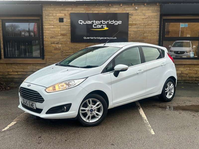 A 2015 FORD FIESTA ZETEC A 2015 FORD FIESTA ZETEC