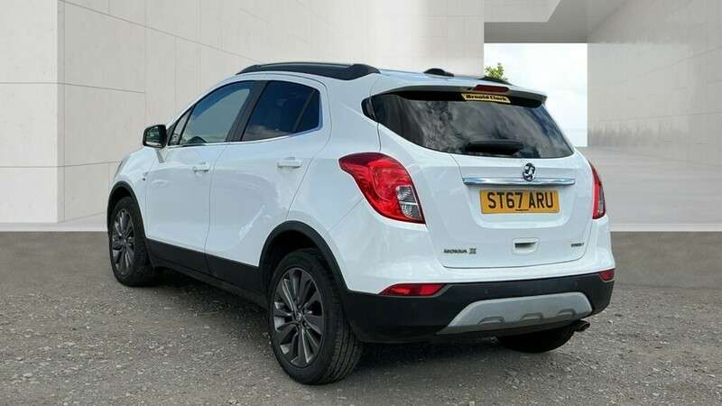 A 2017 VAUXHALL MOKKA X ELITE NAV A 2017 VAUXHALL MOKKA X ELITE NAV
