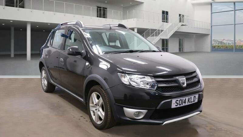 A 2014 DACIA SANDERO STEPWAY AMBIANCE TCE A 2014 DACIA SANDERO STEPWAY AMBIANCE TCE