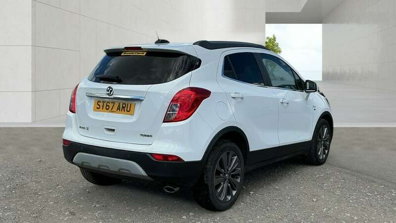 A 2017 VAUXHALL MOKKA X ELITE NAV A 2017 VAUXHALL MOKKA X ELITE NAV