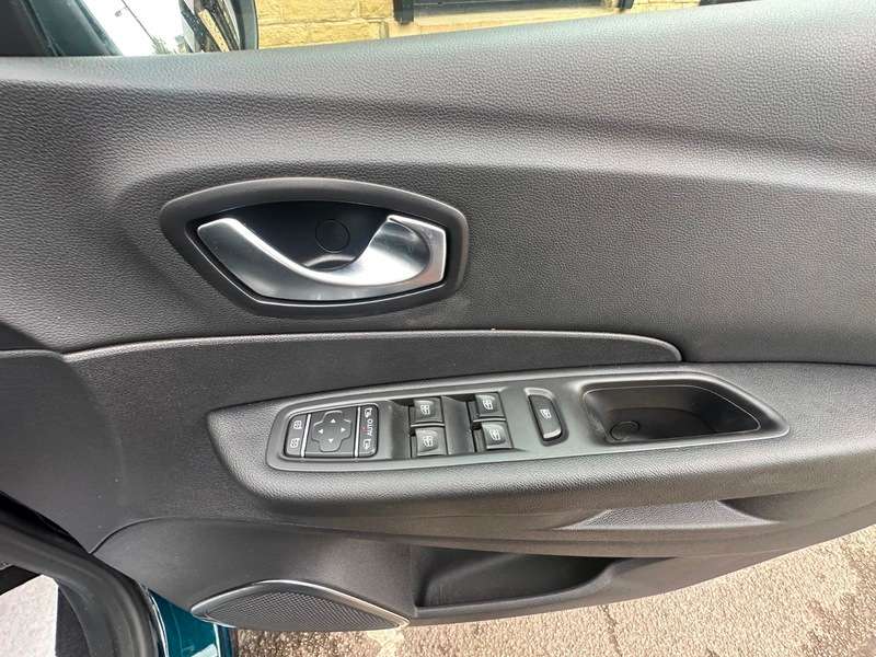 2018 RENAULT CAPTUR 2018 RENAULT CAPTUR