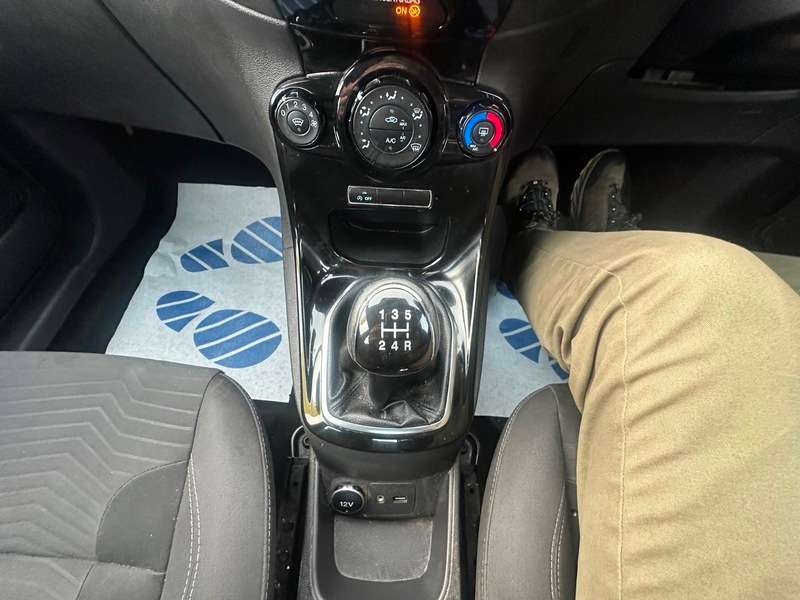 2013 FORD FIESTA 2013 FORD FIESTA