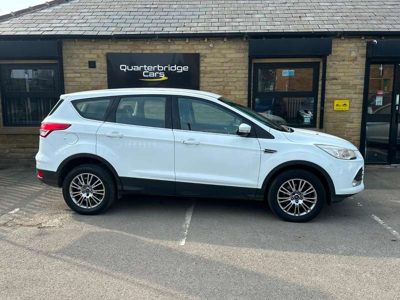 A 2013 FORD KUGA TITANIUM TDCI A 2013 FORD KUGA TITANIUM TDCI