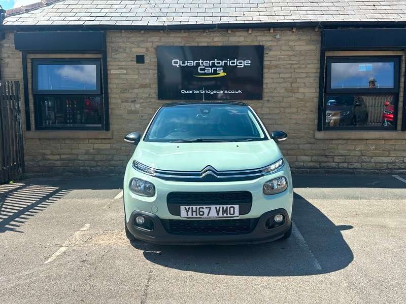 A 2017 CITROEN C3 PURETECH FLAIR A 2017 CITROEN C3 PURETECH FLAIR