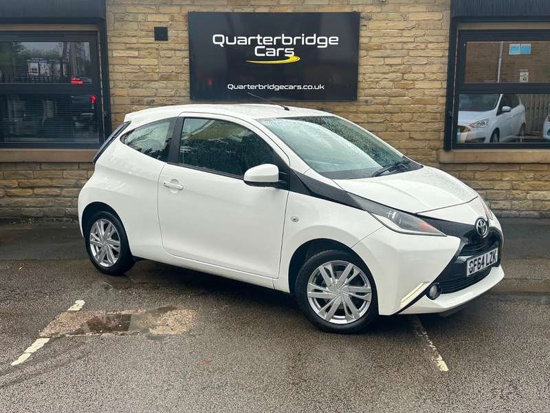 A 2014 TOYOTA AYGO VVT-I X-PRESSION A 2014 TOYOTA AYGO VVT-I X-PRESSION