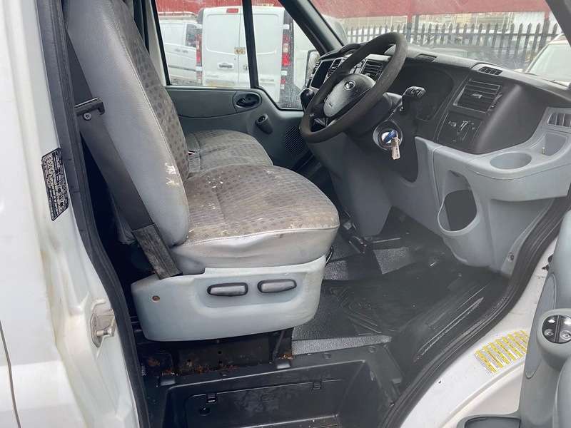 A 2011 FORD TRANSIT 260 LEADER LR P/V A 2011 FORD TRANSIT 260 LEADER LR P/V