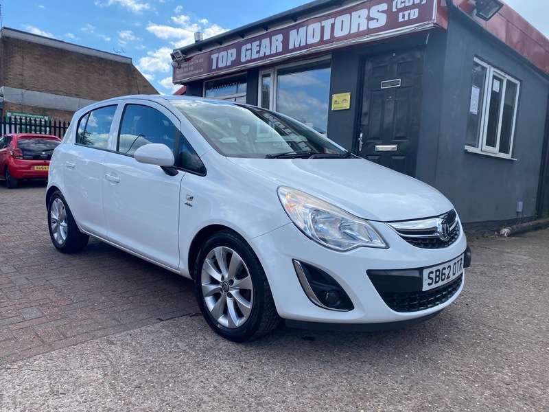 A 2013 VAUXHALL CORSA ACTIVE AC A 2013 VAUXHALL CORSA ACTIVE AC