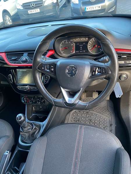 A 2019 VAUXHALL CORSA SRI VX-LINE NAV BLACK A 2019 VAUXHALL CORSA SRI VX-LINE NAV BLACK