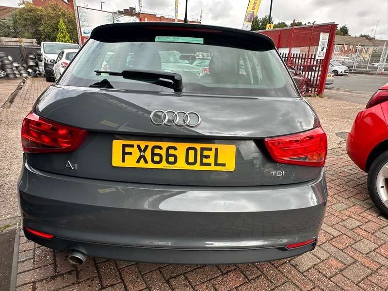 2016 AUDI A1 2016 AUDI A1