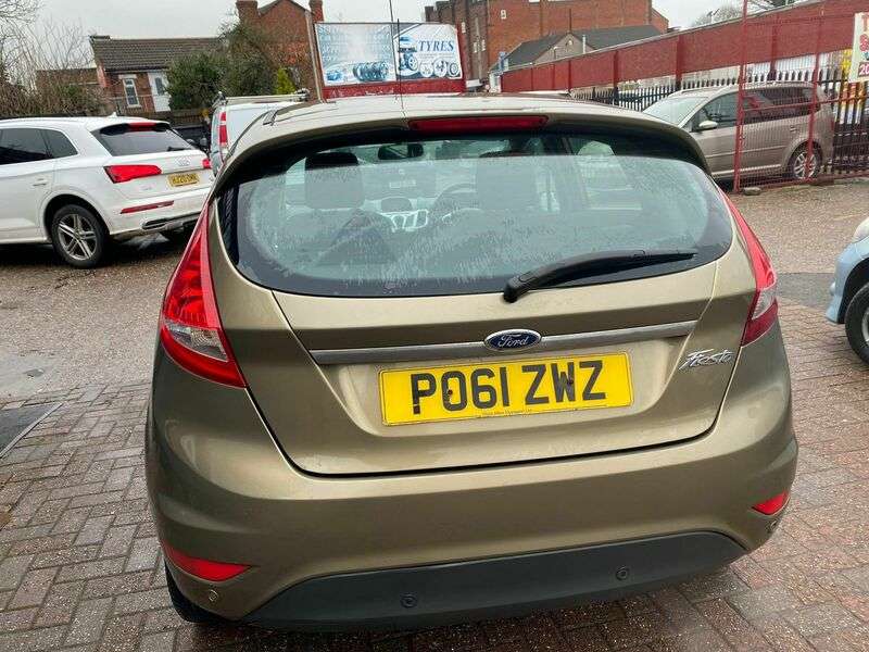 2011 FORD FIESTA 2011 FORD FIESTA