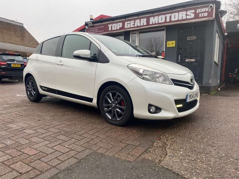 A 2014 TOYOTA YARIS VVT-I ICON PLUS A 2014 TOYOTA YARIS VVT-I ICON PLUS