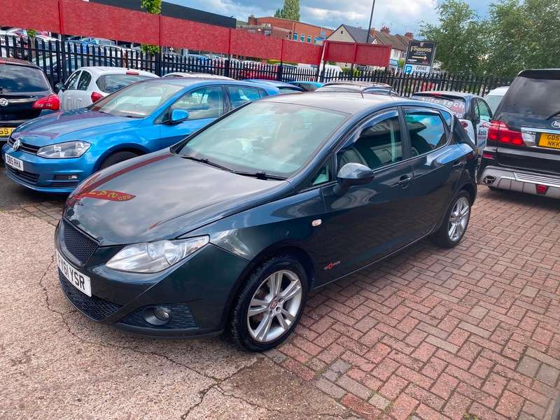 A 2011 SEAT IBIZA SE COPA A 2011 SEAT IBIZA SE COPA