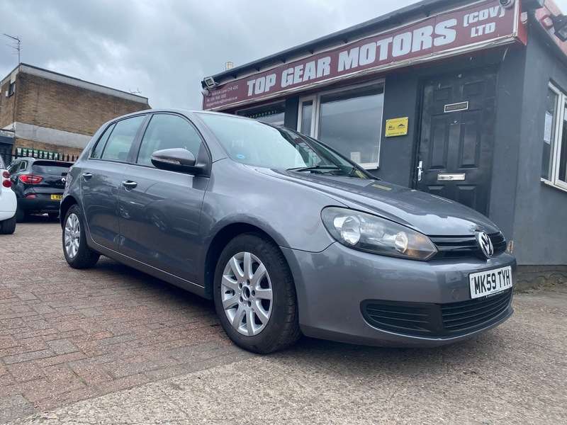 A 2009 VOLKSWAGEN GOLF S TSI A 2009 VOLKSWAGEN GOLF S TSI