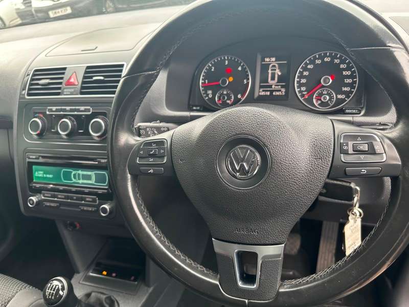 2013 VOLKSWAGEN TOURAN 2013 VOLKSWAGEN TOURAN