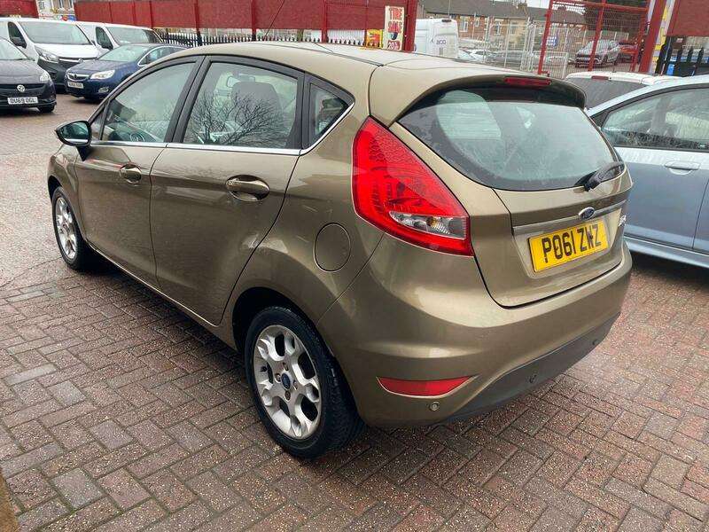 2011 FORD FIESTA 2011 FORD FIESTA