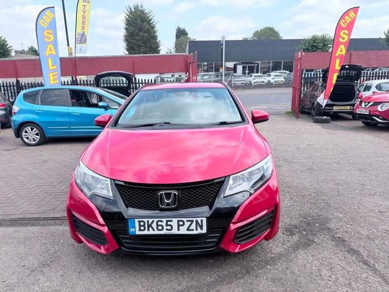 A 2015 HONDA CIVIC I-DTEC S NAVI TOURER A 2015 HONDA CIVIC I-DTEC S NAVI TOURER
