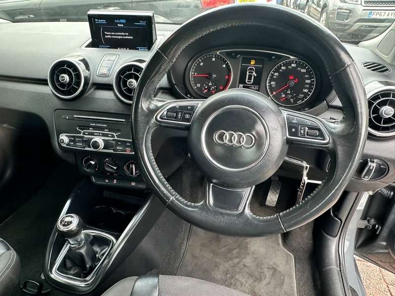 2016 AUDI A1 2016 AUDI A1