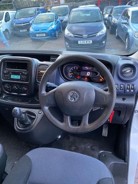 2015 VAUXHALL VIVARO 2015 VAUXHALL VIVARO