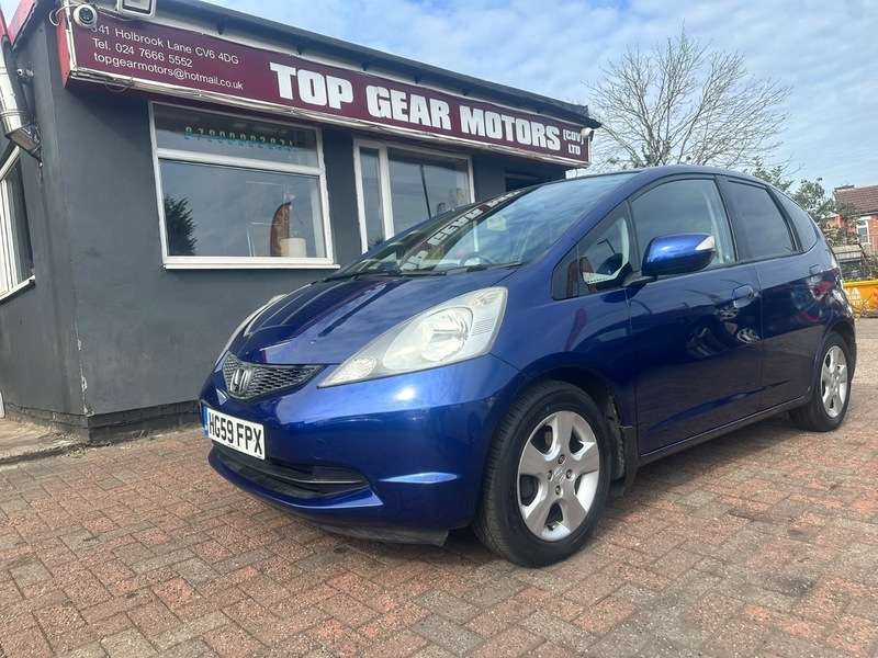 A 2009 HONDA JAZZ I-VTEC ES I-SHIFT A 2009 HONDA JAZZ I-VTEC ES I-SHIFT