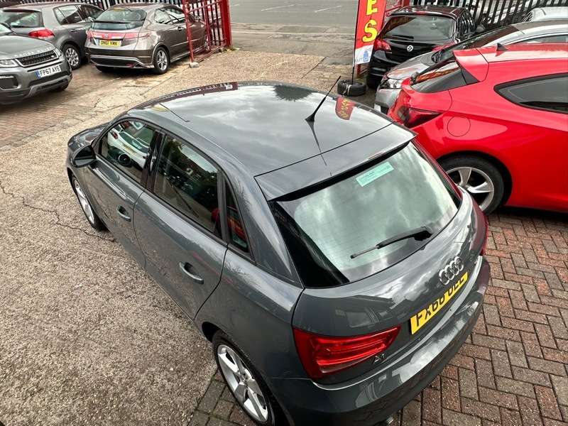 2016 AUDI A1 2016 AUDI A1