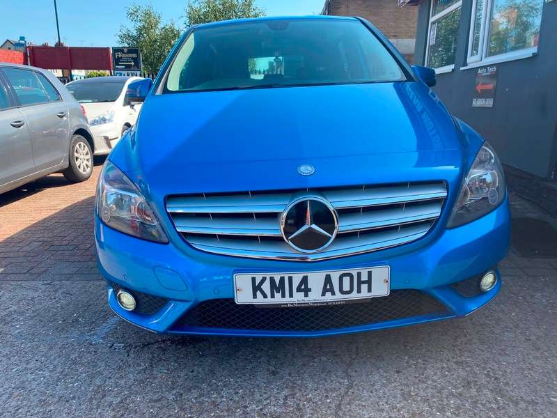 A 2014 MERCEDES B CLASS B180 CDI BLUEEFFICIENCY SE A 2014 MERCEDES B CLASS B180 CDI BLUEEFFICIENCY SE