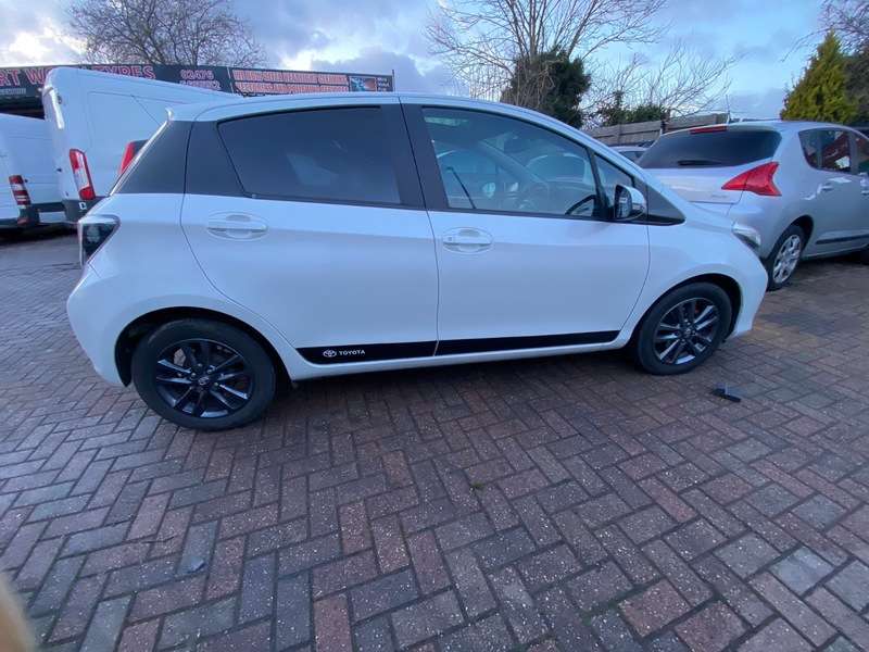 2014 TOYOTA YARIS 2014 TOYOTA YARIS