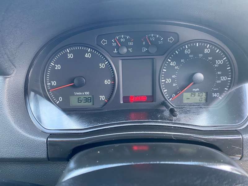 A 2007 VOLKSWAGEN POLO S (75BHP) A 2007 VOLKSWAGEN POLO S (75BHP)